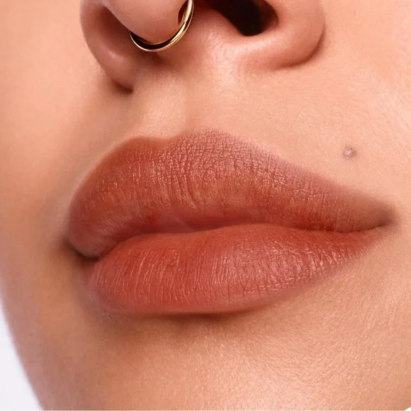 Stila Lip Stain Shade Ariana - Picture 2 of 11